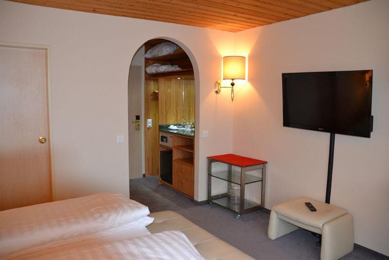 T3 Alpenhotel フリムス エクステリア 写真