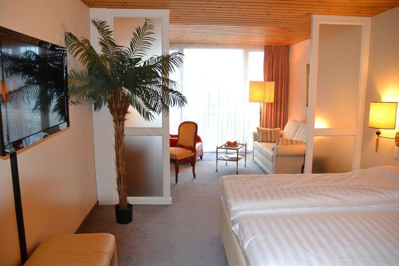 T3 Alpenhotel フリムス エクステリア 写真
